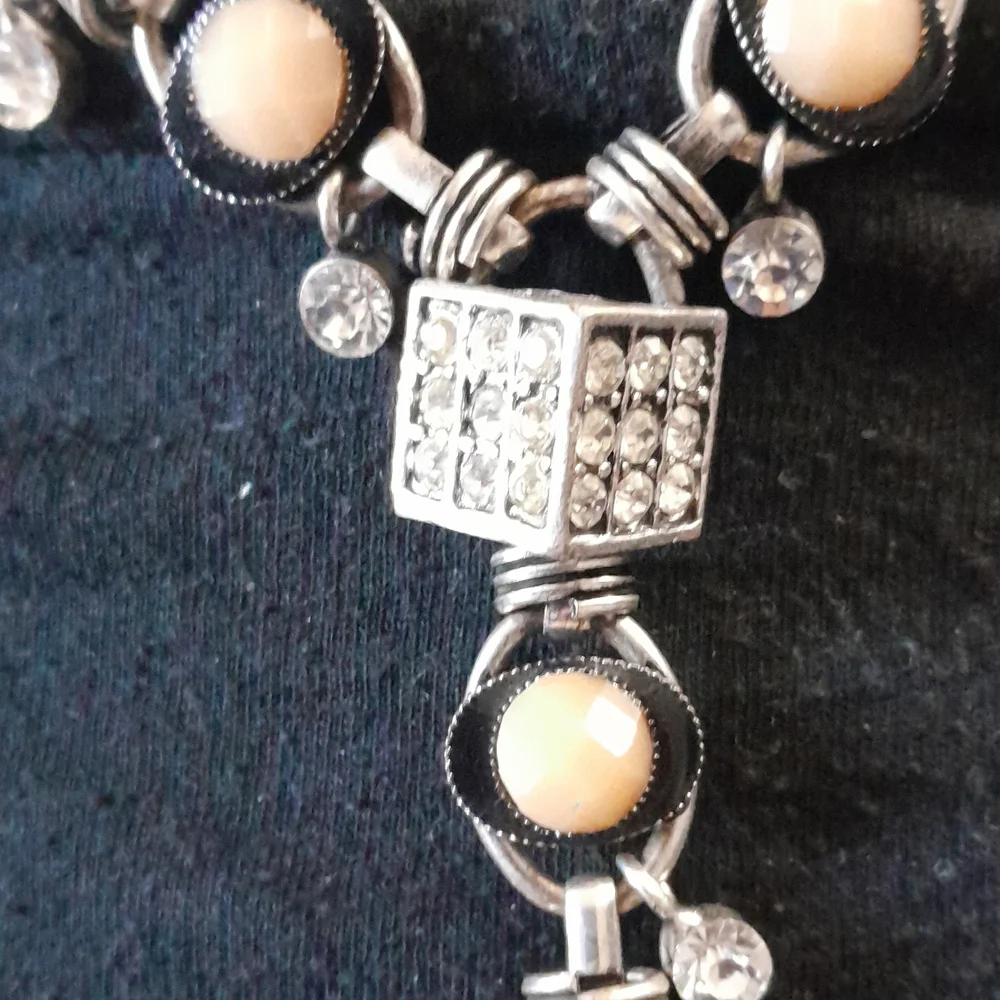 Necklace - Picture 2 of 4